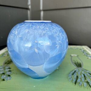 NC Vintage signed Sid Oakley handmade crystallized glazed ceramic vase